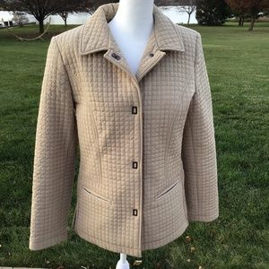 George Women’s Tan  Quilt Coat Size S Very Nice Stylish